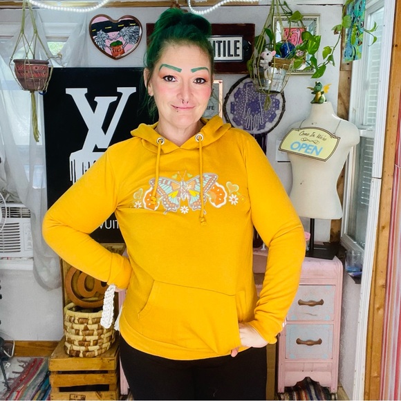 Chemistry Tops - Chemistry Yellow Gold Long Sleeve Hoodie Size Small